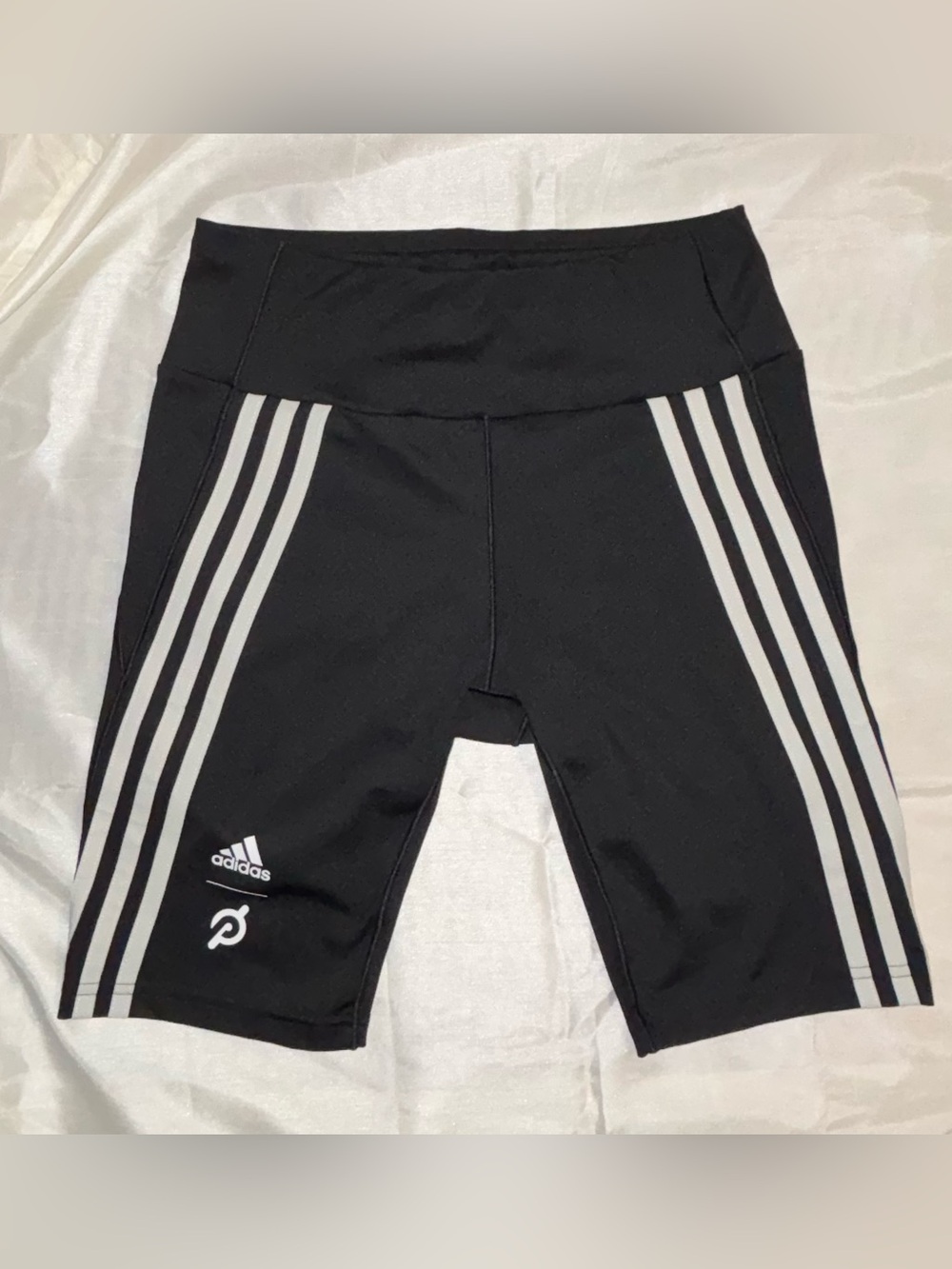 Adidas x Peloton Women’s Bike Shorts Size M Excellent Shape